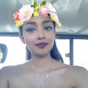 Meet your Posher, Alicia