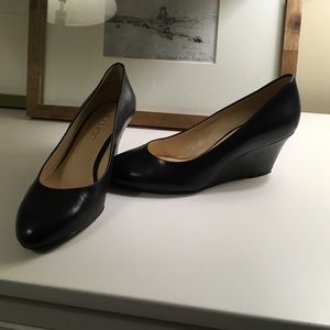 Navy blue leather wedges