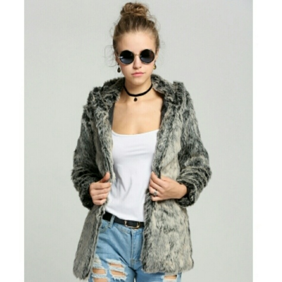 •Flash Sale•Faux Fur Hooded Coat w/Animal Ears - Picture 2 of 4