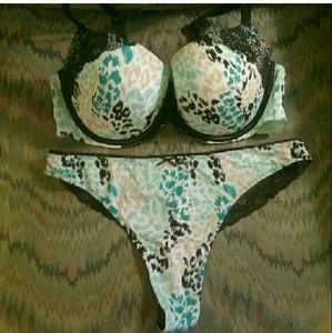 Relisted for bundling. Mint Leopard Bra and Panty