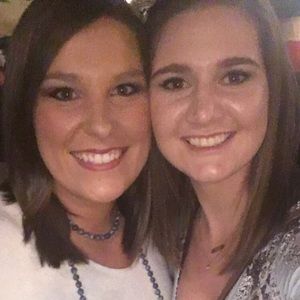 Meet your Posher, Hillary