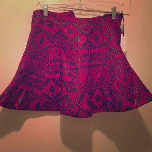 Brand new Revolve skirt - gorgeous print!