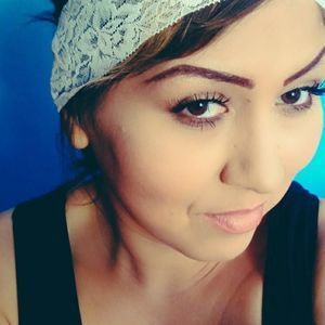 Meet your Posher, Sarai