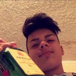 Meet your Posher, Adrian