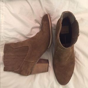 Dolce Vita Booties