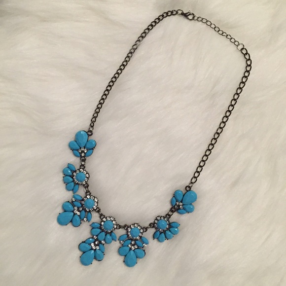 🆑 "Laurel" Necklace || Blue Floral Statement - Picture 2 of 6