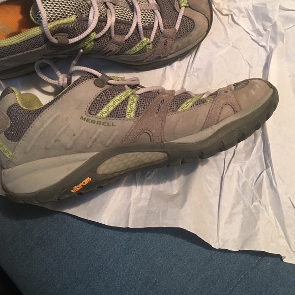 Merrell sneaker - Picture 2 of 3