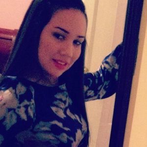 Meet your Posher, Yanira