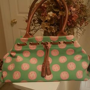 Dooney & Bourke