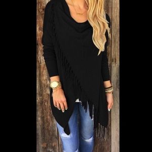 Fringed wrap/cardigan