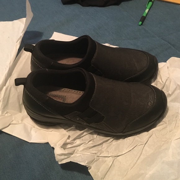 Jambu sneaker