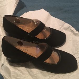 Softspots black suede Maryjane