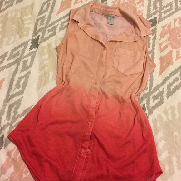 Ombré Button Front