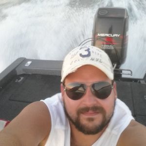 Meet your Posher, Travis