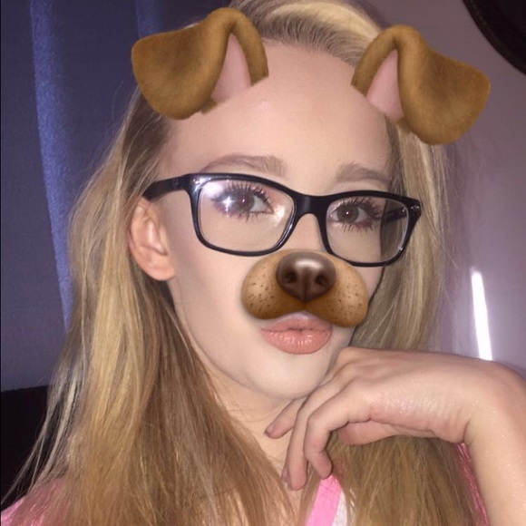 Meet your Posher, Kaitlyn - Picture 1 of 1