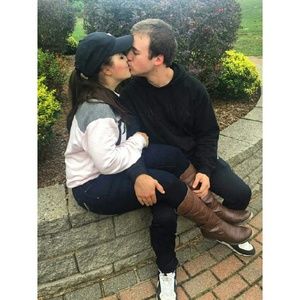 Meet your Posher, Briana