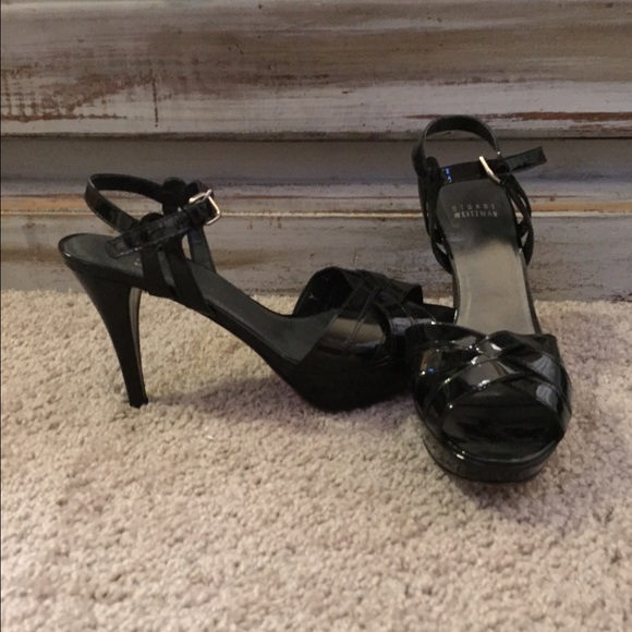 BRAND NEW Stewart Weitzman heels