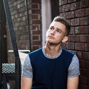 Meet your Posher, Adam