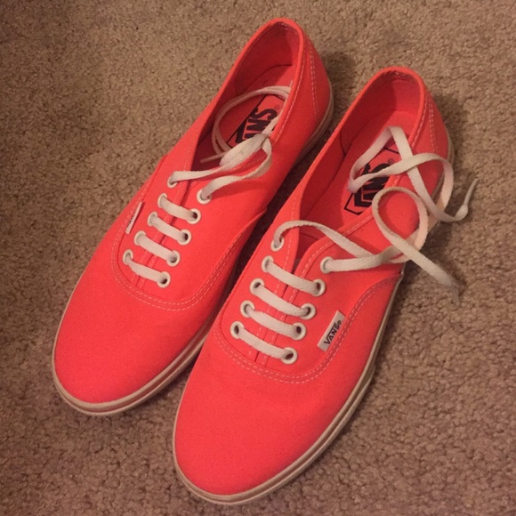 pink vans - Picture 2 of 3