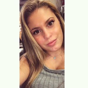 Meet your Posher, Alexa