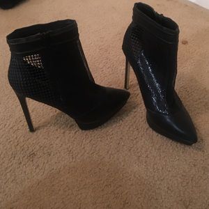 Never worn just fab heels!