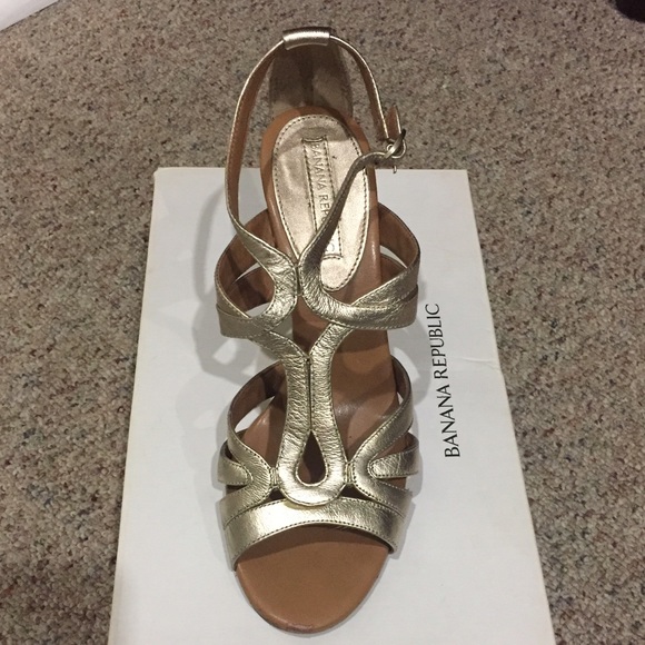 Positively  Perfect Pair of Gold Sandals