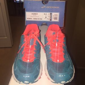 Women's Brooks running shoe