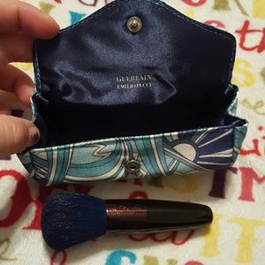 Guerlain by Emilio Pucci makeup brush