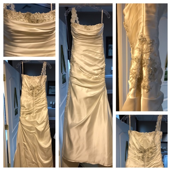 Essence of Australia Wedding Gown