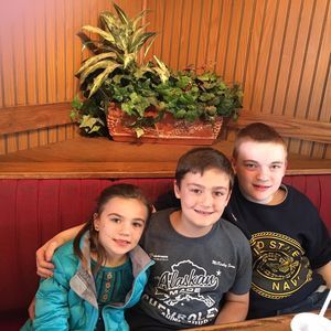 Meet your Posher, Ella