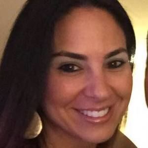 Meet your Posher, Yvette