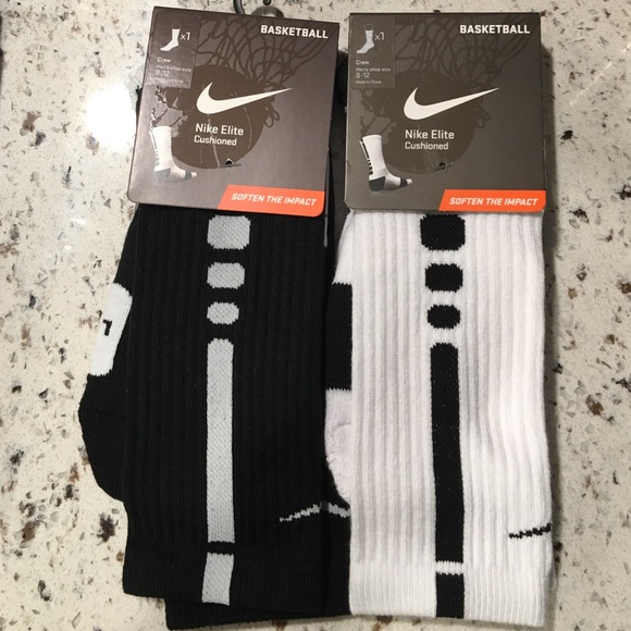 Nike Elite Cushioned Crew Socks. $15 each. - Picture 4 of 4