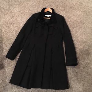 Laundry black coat with velvet trim