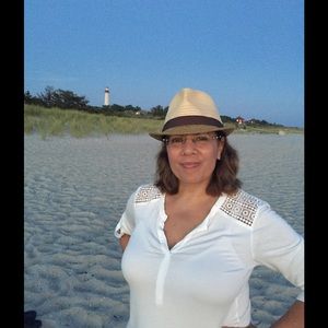 Meet your Posher, Tracy