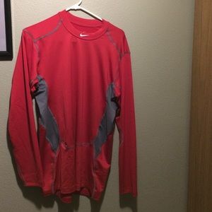 Nike dri fit hyper warm red long sleeve xl