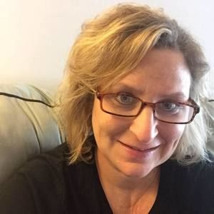 Meet your Posher, Beverly