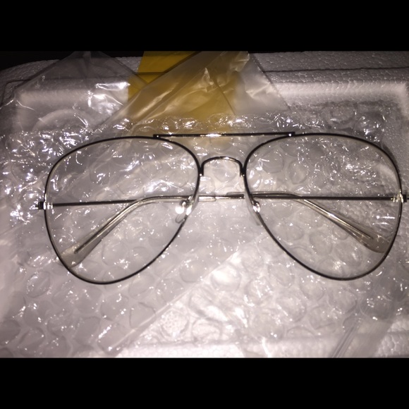 Silver aviator glasses