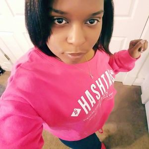 Meet your Posher, Pauline