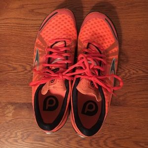 PRICE ⬇️ Like New Brooks Pure Connect!