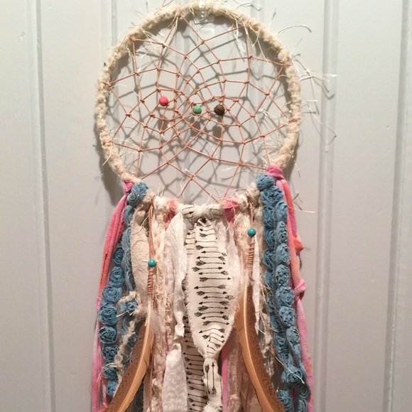 Dreamcatcher - Picture 2 of 3