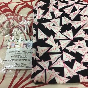 Lularoe plane leggings