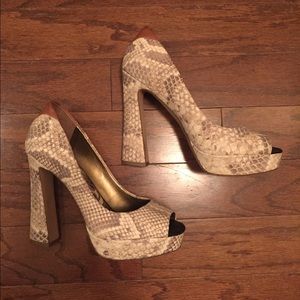 Sam Edelman Snake Platform Peeptoe