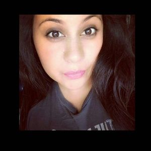Meet your Posher, Lizette