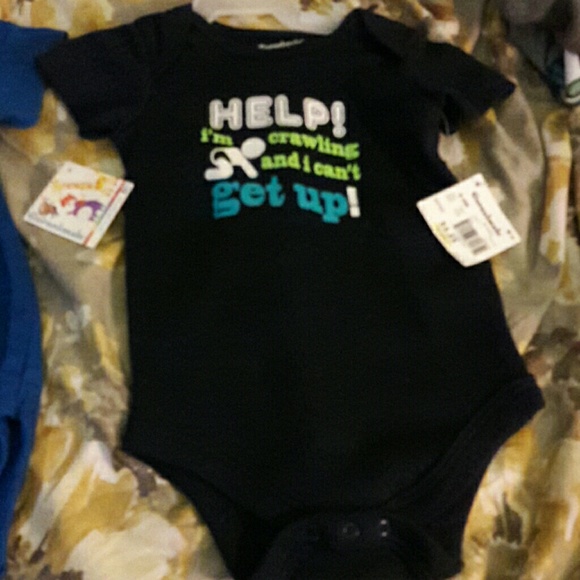 2 onsies - Picture 4 of 4