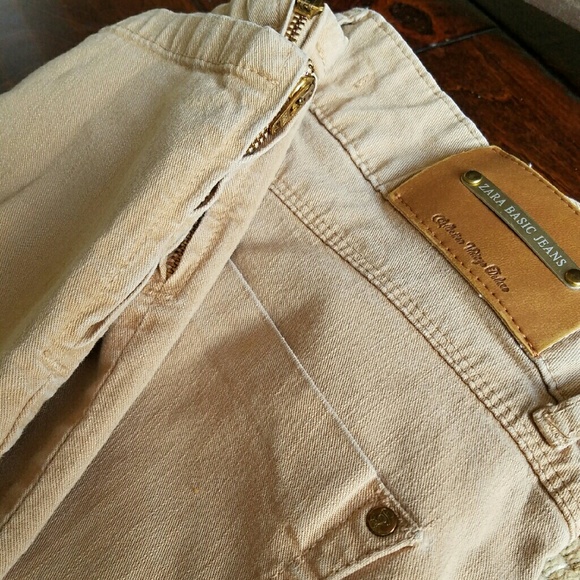 ZARA Skinny Jeans