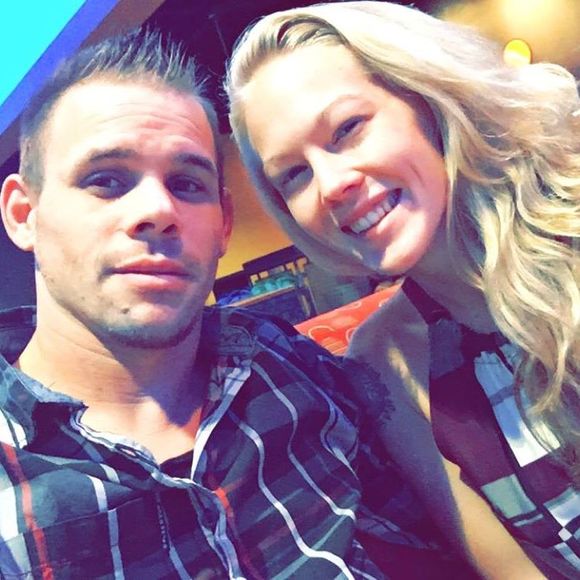 Meet your Posher, Alexandra - Picture 1 of 1