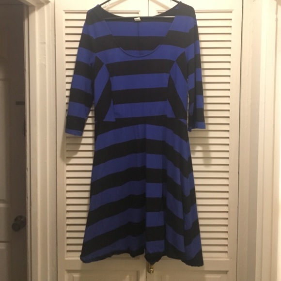 Blue and black striped 3/4 sleeve dress