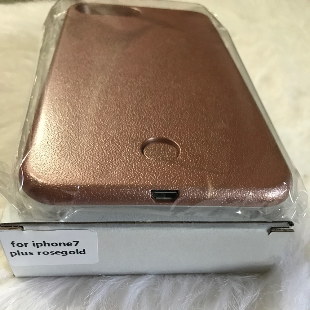 iPhone 7 plus rose gold light case