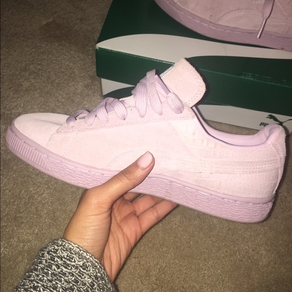 PUMAS - Picture 2 of 3