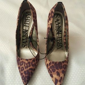 SAM & LIBBY leopard heels pumps